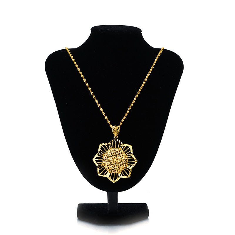 Gold Sunflower Pendant Necklace for Women – Retro Ethnic Jewelry Gift Pakistan - Smart Hud