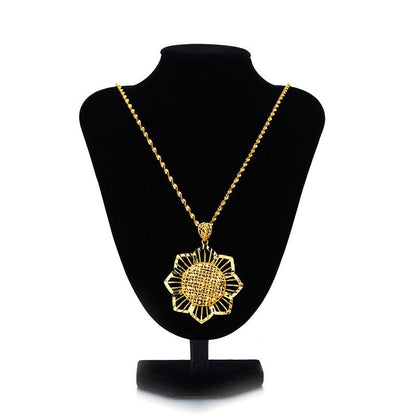 Gold Sunflower Pendant Necklace for Women – Retro Ethnic Jewelry Gift Pakistan - Smart Hud